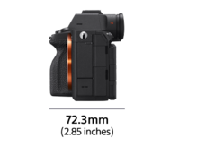 Alpha 7 V full-frame camera with advanced AI autofocus | Sony Australia