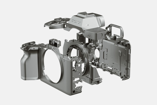 Alpha 7 V full-frame camera with advanced AI autofocus | Sony Australia